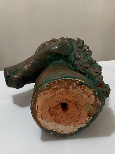 Escultura Antiga Cabeça De Cavalo Em Cerâmica Assinada 1998