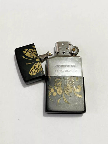 Isqueiro Antigo Com Desenho Borboleta