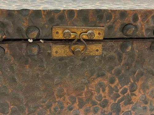 Caixa Antiga Cobre Repuxado Com Detalhe Peixes - Assinada