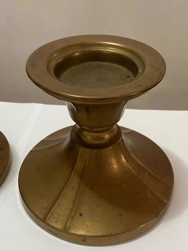 Castiçal Antigo De Metal Dourado