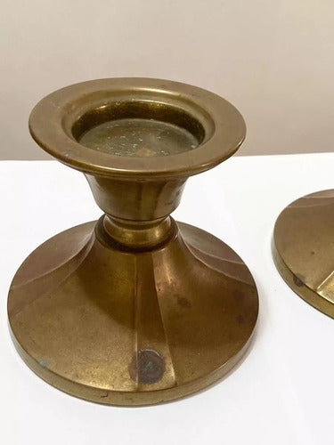 Castiçal Antigo De Metal Dourado