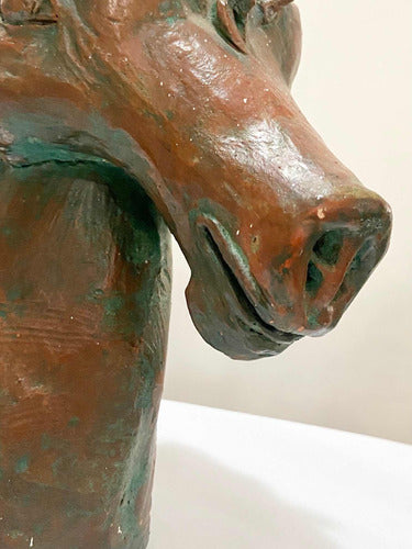 Escultura Antiga Cabeça De Cavalo Em Cerâmica Assinada 1998