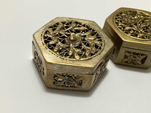 Antiga Caixa Porta Joias Hexagonal Com Desenho Flores Prata