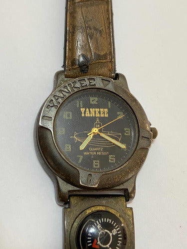 Relógio Antigo Yankee Quartz Magnum
