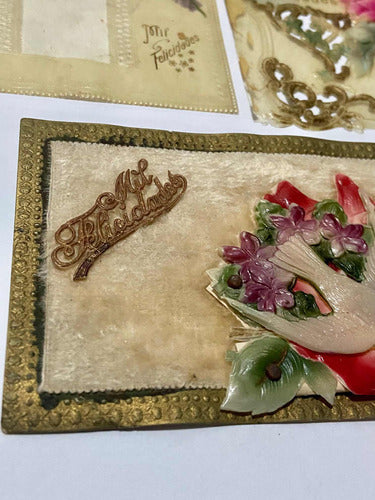 Cartão Postal Bilhete Antigo Flores Rosas Em Relevo