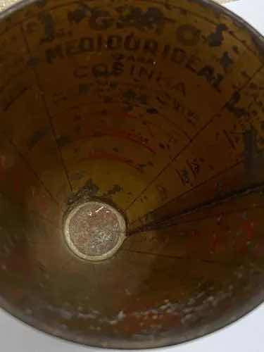 Antigo Medidor Marca - Gato Ideal Para Cozinha