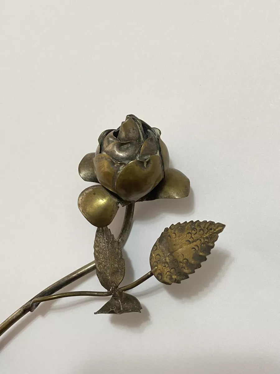 Escultura Flor Rosa Espessurada A Prata Antiga 15cm