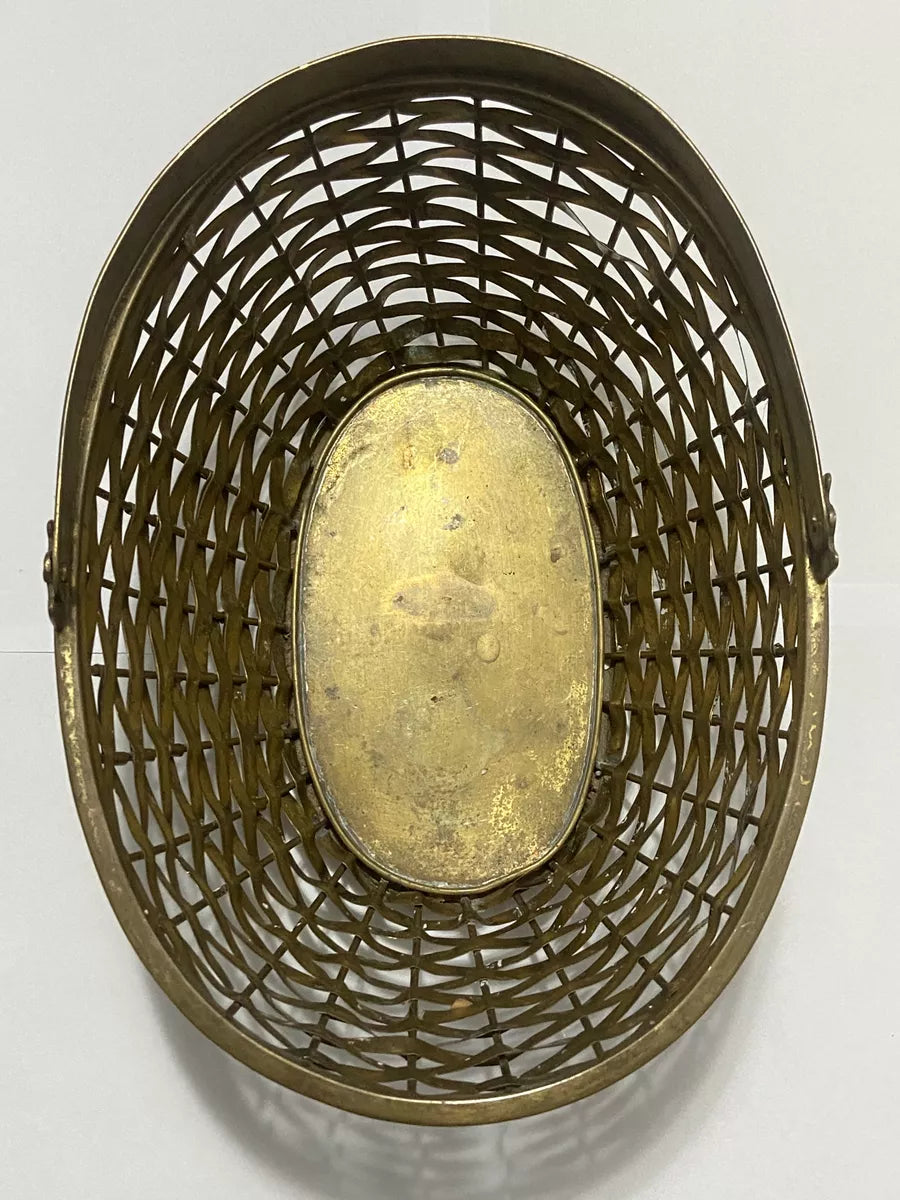 Cesta Antiga Dourada Oval Com Alça Em Metal