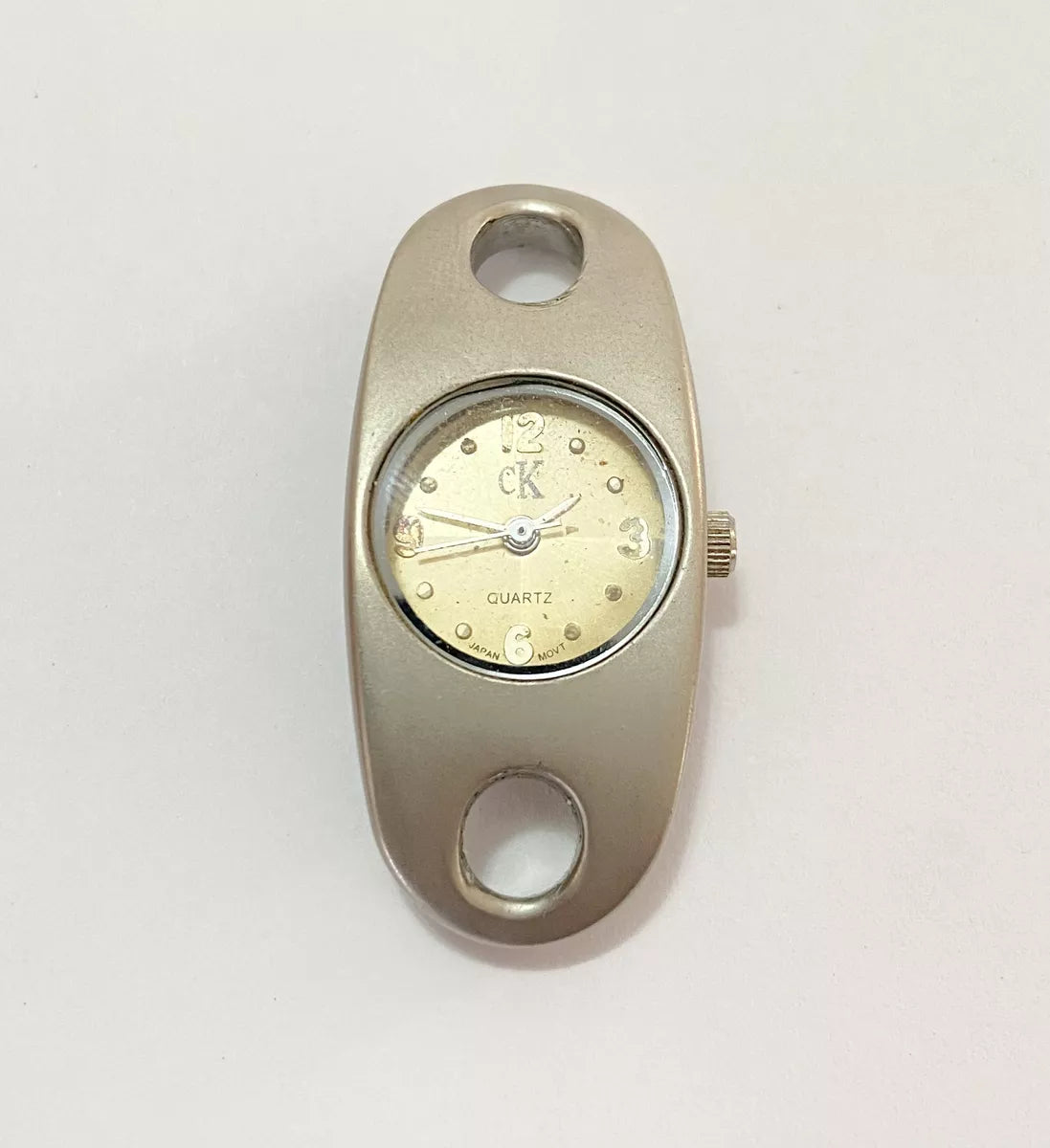 Relógio Antigo Ck Calvin Klein Oval Prata Quartz Japan