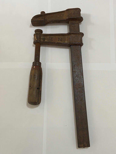 Grampo Antigo Tipo F Em Ferro Maciço - Ferramenta