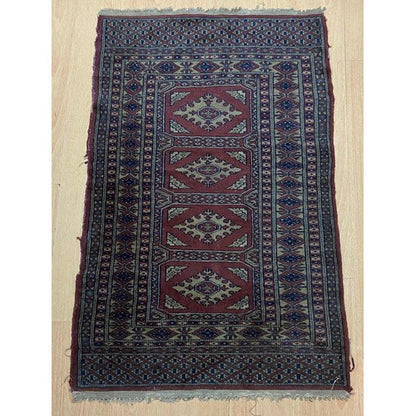 Tapete Persa Antigo Geométrico