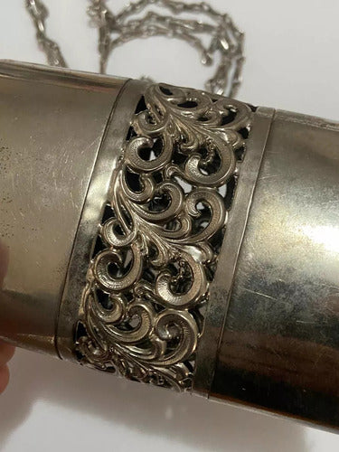 Bolsa De Metal Antiga Cor Prata Com Detalhes