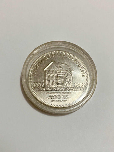 Antiga Moeda Comemorativa Canada 1982 Town Lindsay Ontario
