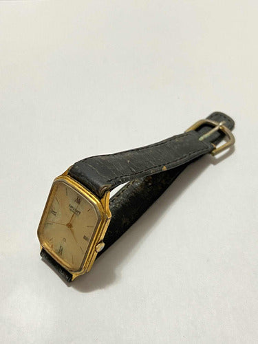 Relógio Antigo Orient Quartz Dourado Zfm-195