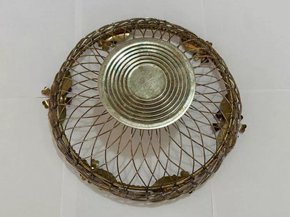 Cesta Fruteira Antiga Com Flores Rosas