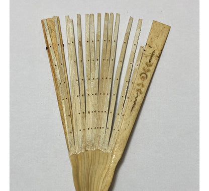 Antigo Leque Em Marfim Com Desenhos Lote