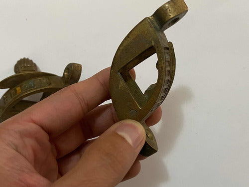 Antigas Peças Fixadoras Cantoneira Decorativas Em Bronze -l3