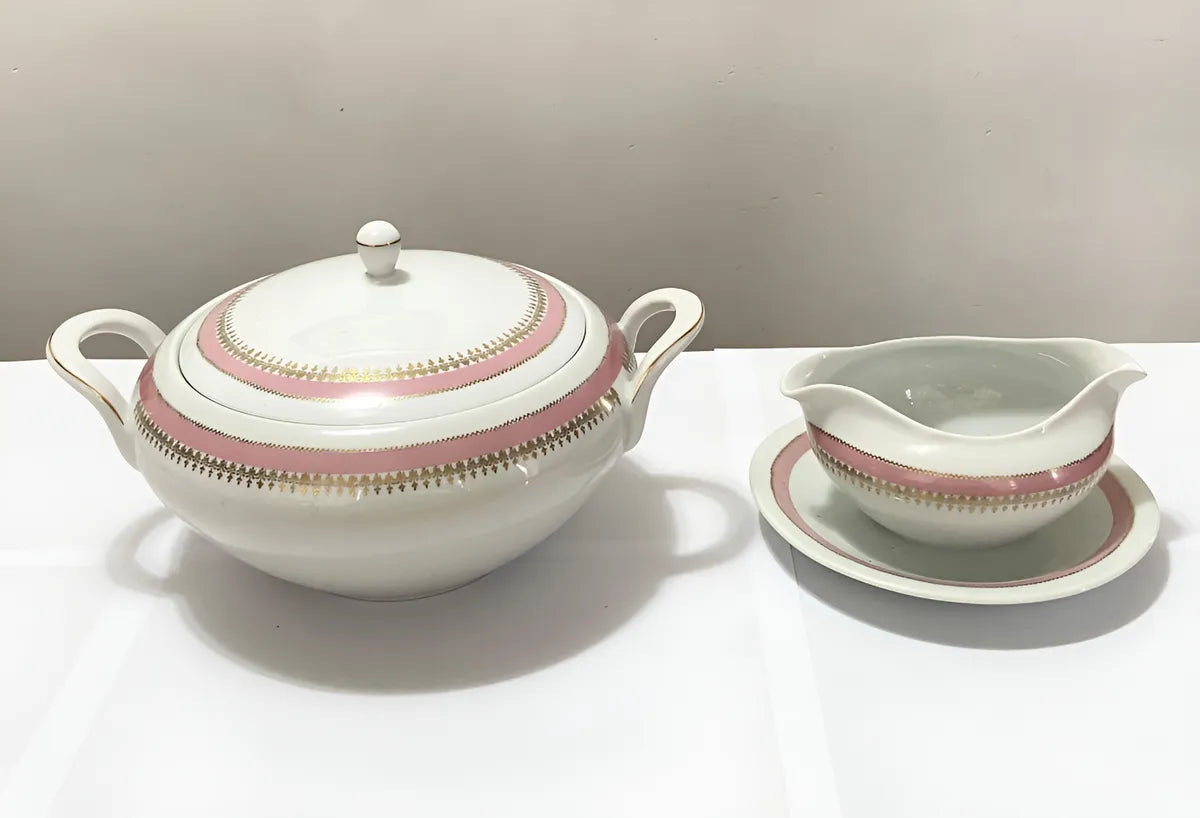 Conjunto Antigo Sopeira E Molheira Em Porcelana Steatita