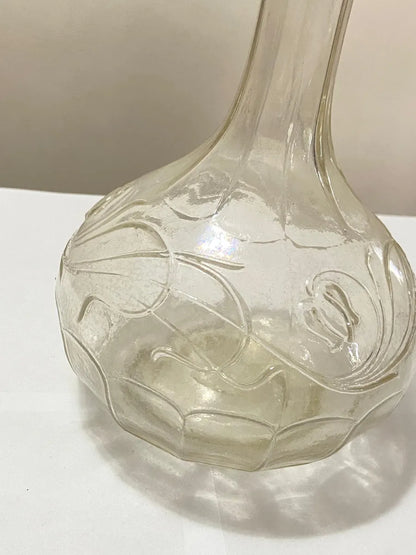 Antiga Licoreira Em Vidro Moldado Com Tampa Facetada