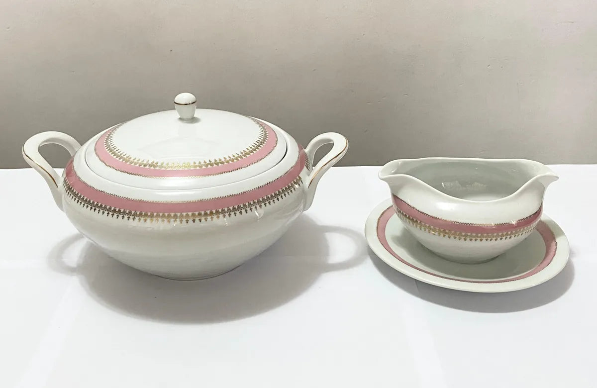 Conjunto Antigo Sopeira E Molheira Em Porcelana Steatita