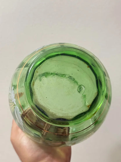 Vaso Antigo Em Vidro Verde Com Detalhes Dourados Verde