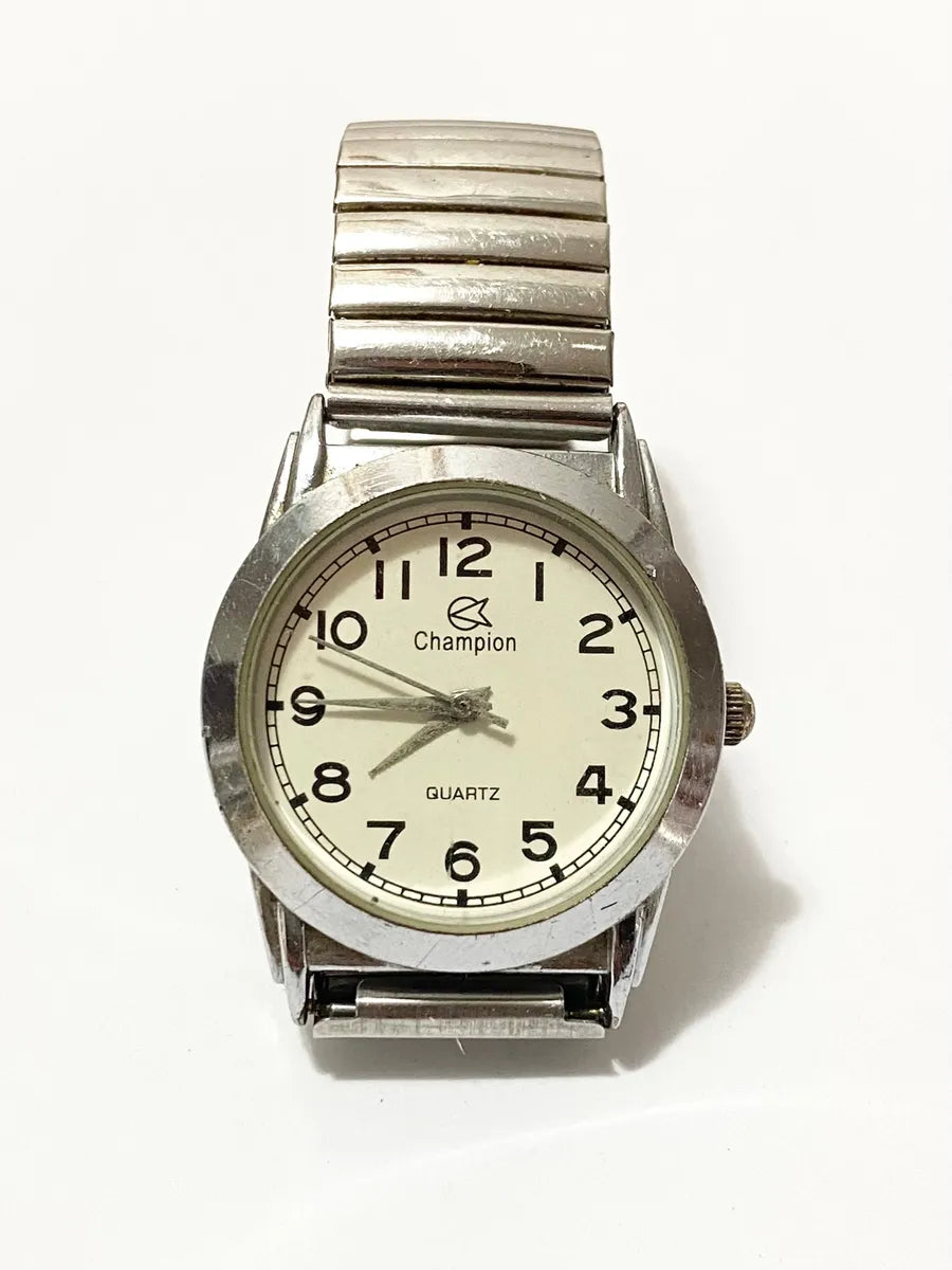 Relógio Antigo Champion Quartz Pulseira Aço Cor Prata Prateado