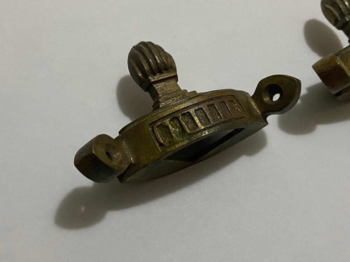 Antigas Peças Fixadoras Cantoneira Decorativas Em Bronze