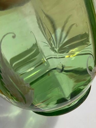 Vaso Antigo De Vidro Com Desenhos Cor Verde E Dourado