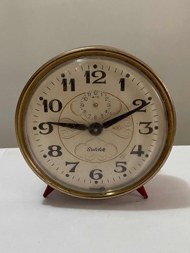 Despertador Antigo Sunclok Vermelho E Dourado No Estado