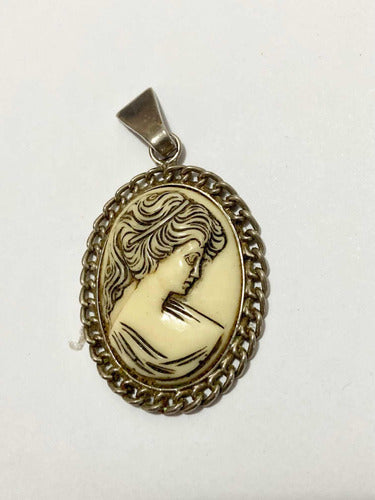 Pingente Camafeu Antigo Cor Prata