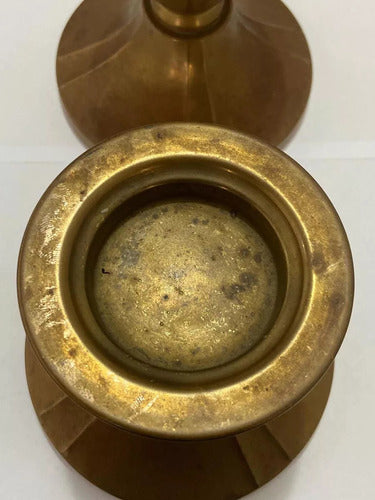 Castiçal Antigo De Metal Dourado