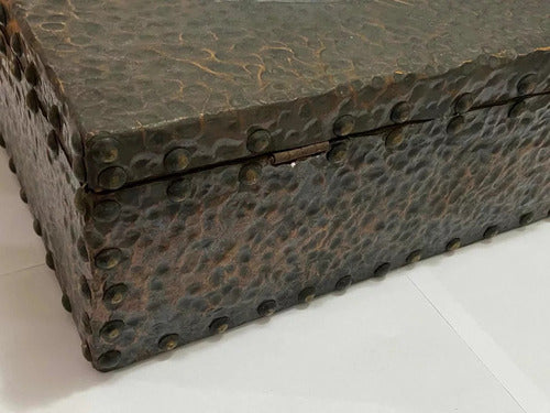 Caixa Antiga Cobre Repuxado Com Detalhe Peixes - Assinada