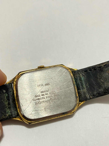 Relógio Antigo Orient Quartz Dourado Zfm-195