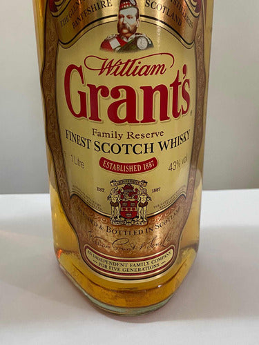 Antigo Whisky William Grant S Finest Scotch Lacrado - Lote 3